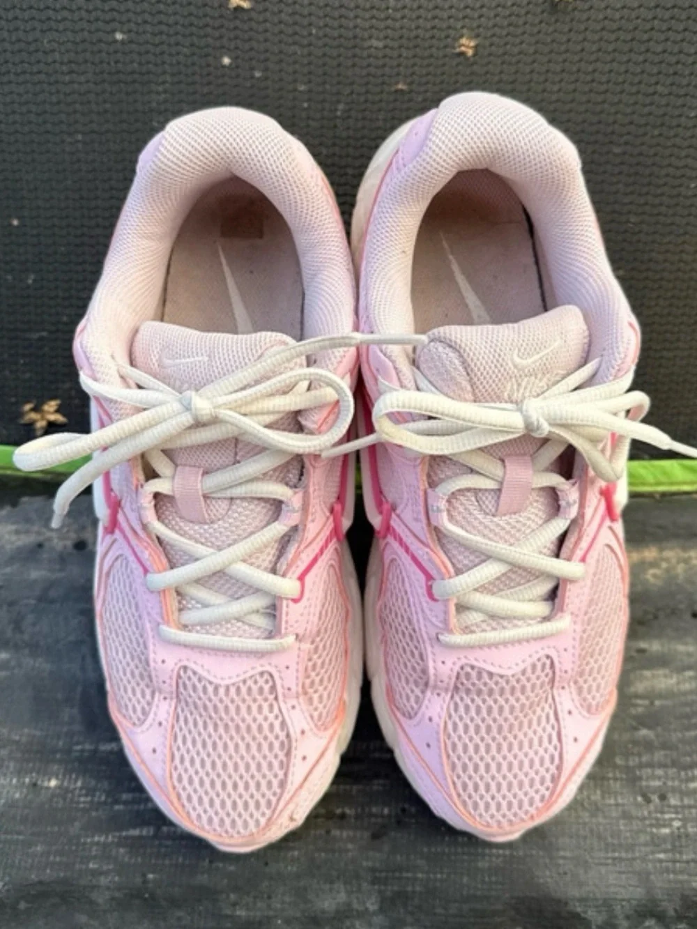 Nike Pink Girls' Athletic Sneakers - Light Pink/Hot Pink